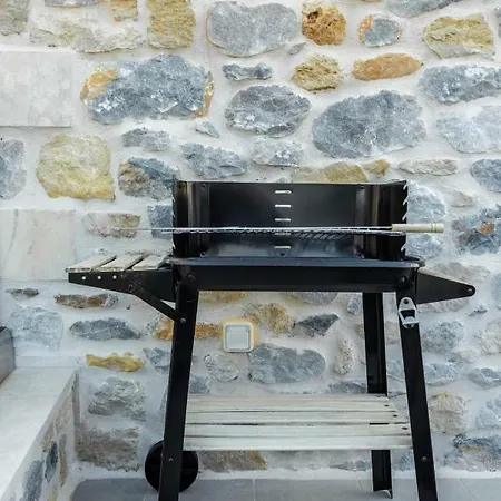 Marilena Natural Stone House, By Hellocrete * Pigi (Crete)